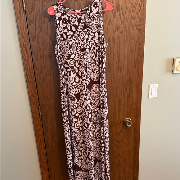 Paisley Maxi Dress - Picture 1 of 2